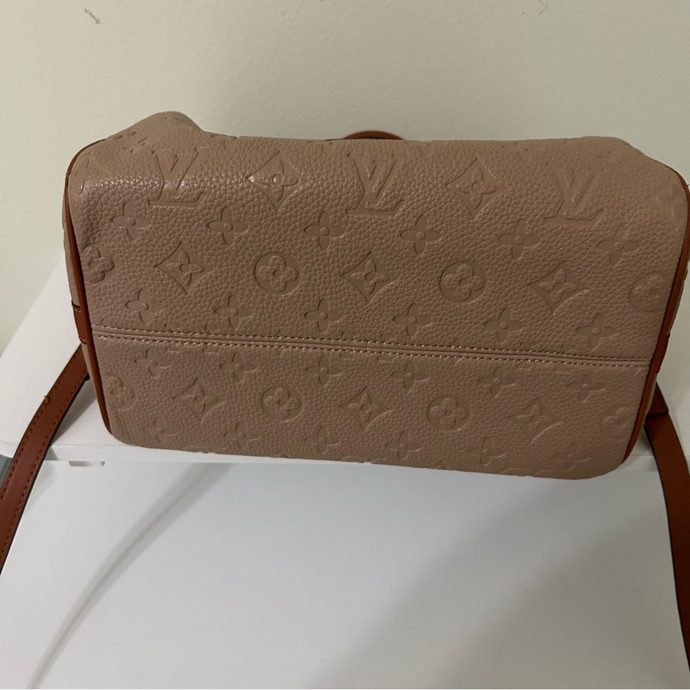 Fashion Designer Inspired Brown Beige Tan Handbag - Picture 8 of 13